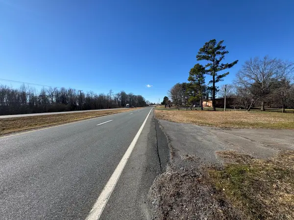 7105 Richmond HWY, Appomattox, VA 24522