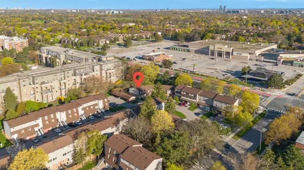 58 Yellow birchway N/A, Toronto C15, ON M2H 2T3