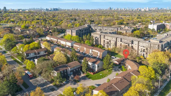 58 Yellow birchway N/A, Toronto C15, ON M2H 2T3