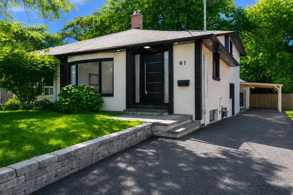 61 Sundial CRES, Toronto C13, ON M4A 2J7