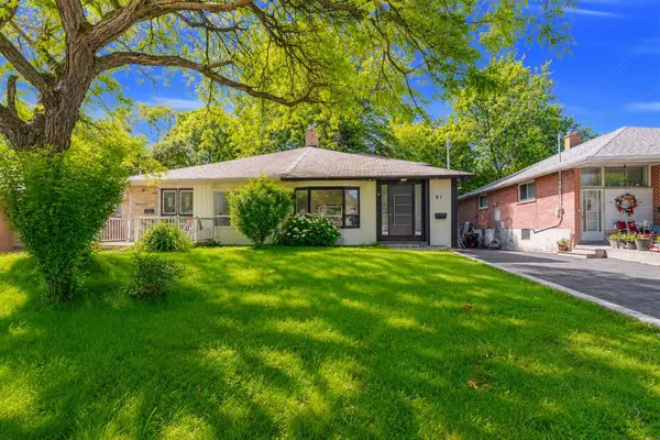 61 Sundial CRES, Toronto C13, ON M4A 2J7