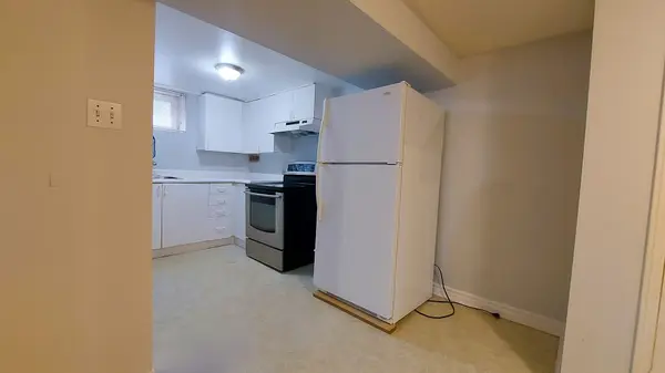 95 Ionview RD, Toronto E04, ON M1K 2Z8