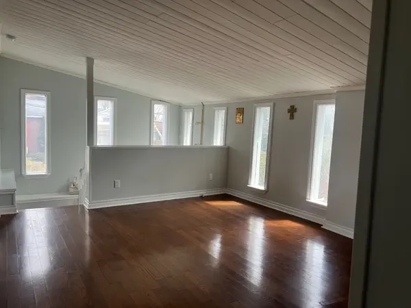 2184 Maple Grove RD, Clarington, ON L1C 6M1