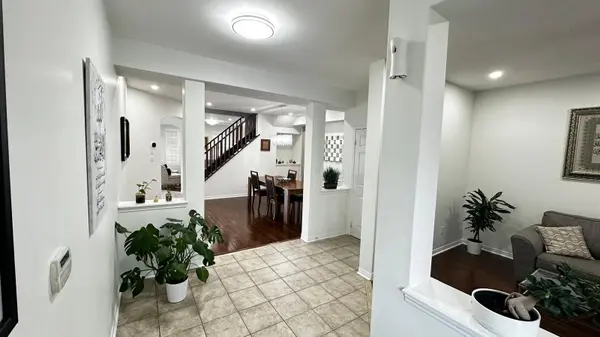 5 Southam ST, Ajax, ON L1Z 1R6