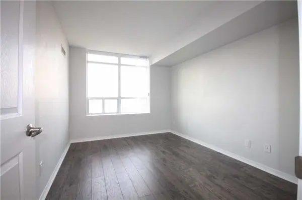 75 King William CRES #613, Richmond Hill, ON L4B 0C1