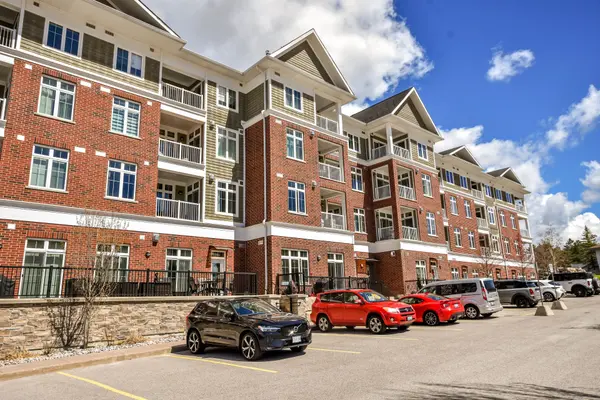 40 Horseshoe BLVD #107, Oro-medonte, ON L4M 4Y8