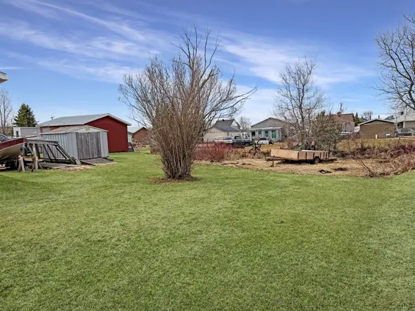 16 Lasalle AVE, Kapuskasing, ON P5N 2R7