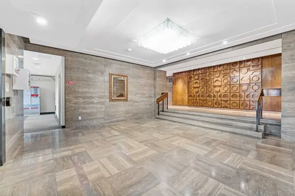 2625 REGINA ST #1504, Britannia - Lincoln Heights And Area, ON K2B 5W8