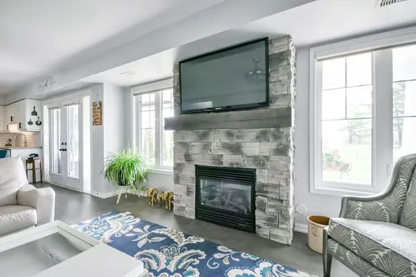 15 Carnoustie LN, Georgian Bay, ON L0K 1S0