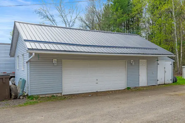 102 Junetown RD, Front Of Yonge, ON K0E 1R0