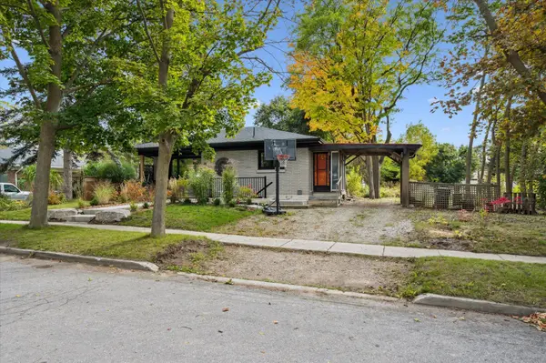 20 Highview PL, Guelph, ON N1H 1M7