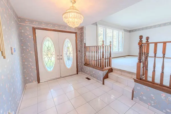 28 Tanera CRES, St. Catharines, ON L2M 7K1