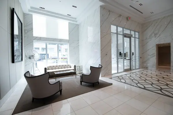 111 Champagne AVE #611, Dows Lake - Civic Hospital And Area, ON K1S 5V3