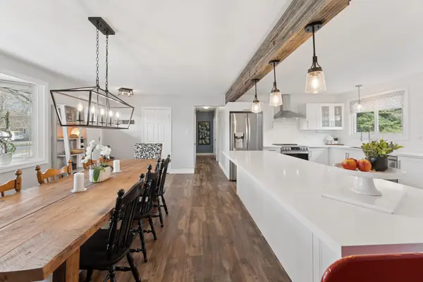 137 Donald ST, Kitchener, ON N2B 3G7