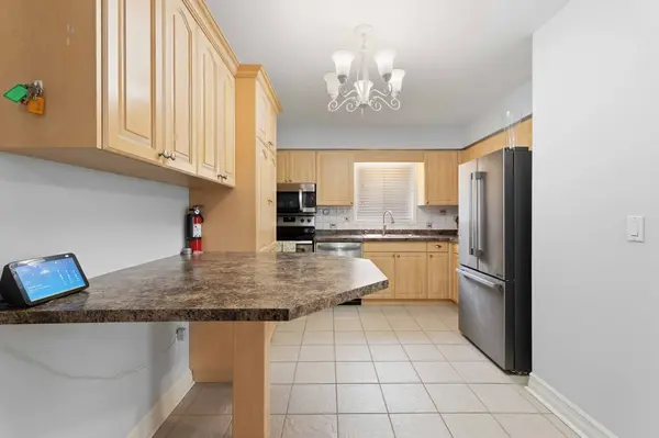 41 Eastwood DR, Welland, ON L3C 6W1