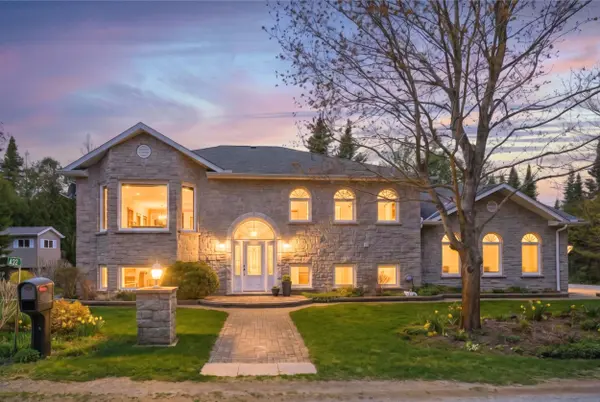 422 Third AVE N, South Bruce Peninsula, ON N0H 2G0
