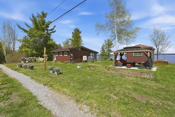 60 Wrangell RD, Mcnab/braeside, ON K0A 1G0