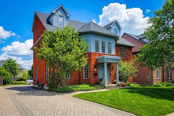 85 Meadowlands BLVD, Hamilton, ON L9K 1H8