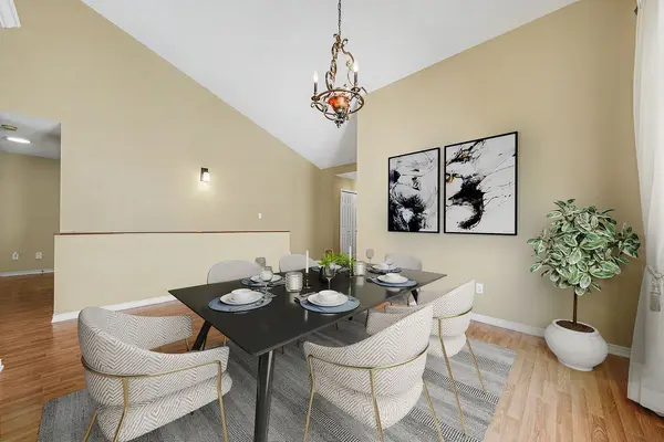 19 Settlers Ridge WAY, Barrhaven, ON K2J 4V3