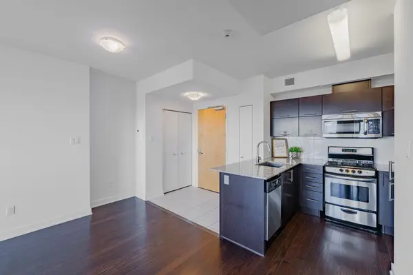 40 Nepean ST #1306, Ottawa Centre, ON K2P 0X5
