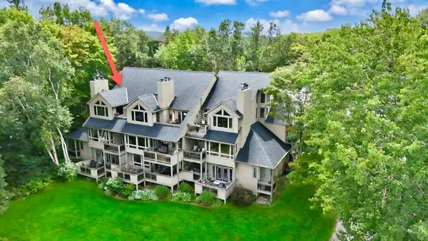 331 Grandview Hilltop DR, Huntsville, ON P1H 2J5