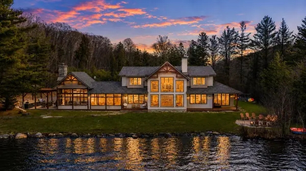 1098 Hemlock Point RD, Muskoka Lakes, ON P0B 1J0