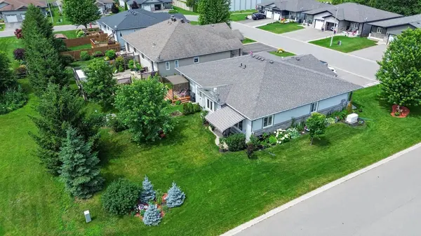 321 Fischl DR, Prescott, ON K0E 1T0