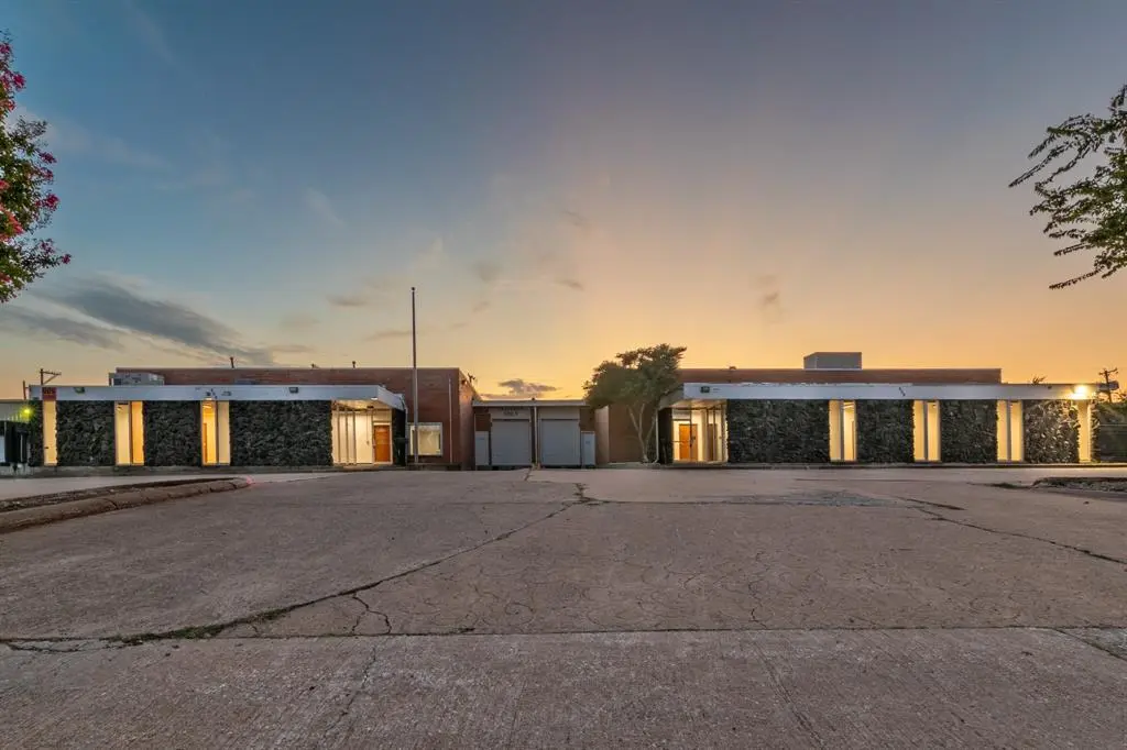 609 112th Street #B, Arlington, TX 76011
