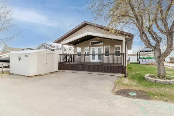27054 South Pine Lake Road RD #3060, Rural Red Deer County, AB T0M1S0