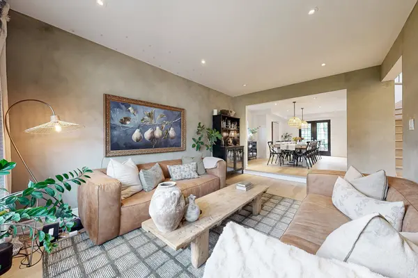 24 Cummings CT, Markham, ON L3T 6S3