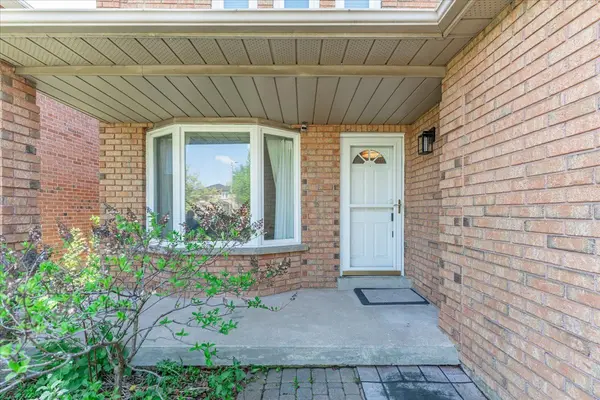 108 Candy CRES, Brampton, ON L6X 3Z8