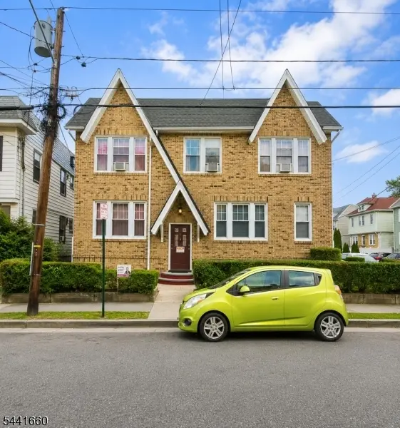 156 Carolina Ave #1R, Irvington Twp., NJ 07111