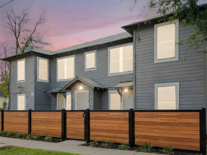 1906 Grainger Street, Fort Worth, TX 76110