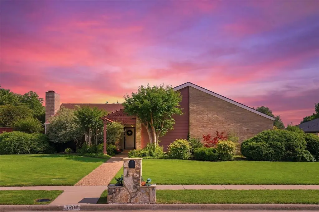 2304 Torrey Manor, Plano, TX 75023