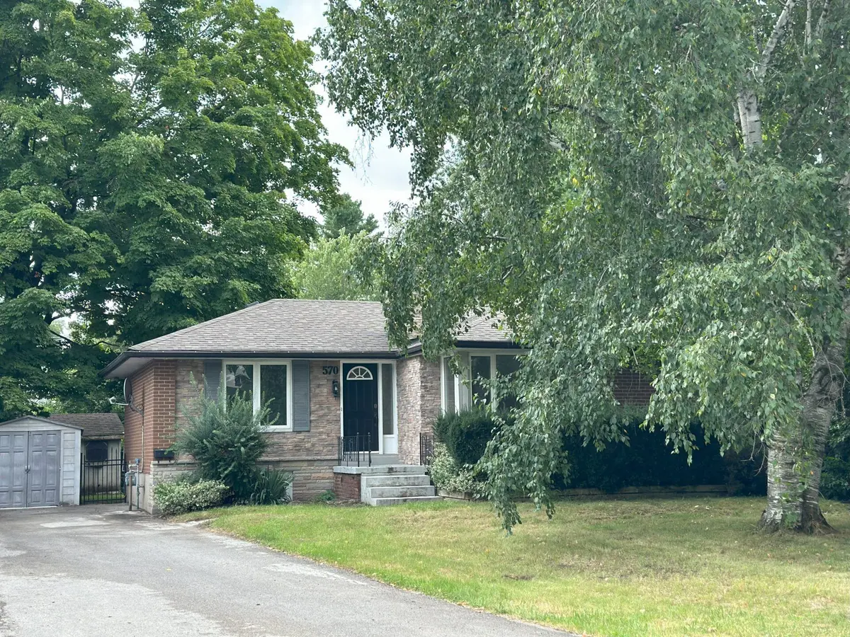570 Wingrove CRES, Oakville, ON L6L 4R6
