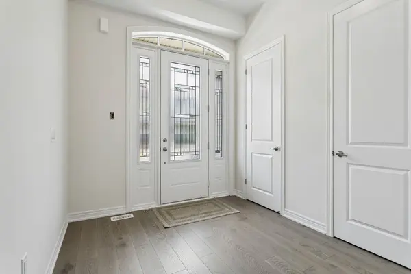 3266 Millicent AVE, Oakville, ON L6H 0V8