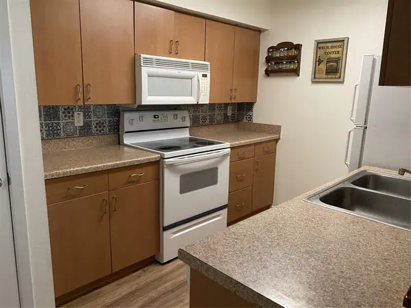 1500 Lake Shore Drive #213, Waco, TX 76708