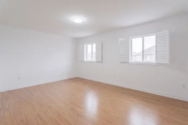 52 Gore Valley TRL, Brampton, ON L6P 2G9
