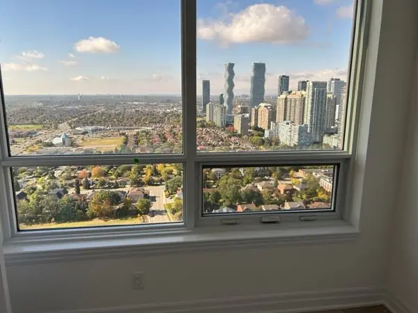 36 Elm DR W #3608, Mississauga, ON L5B 1L9