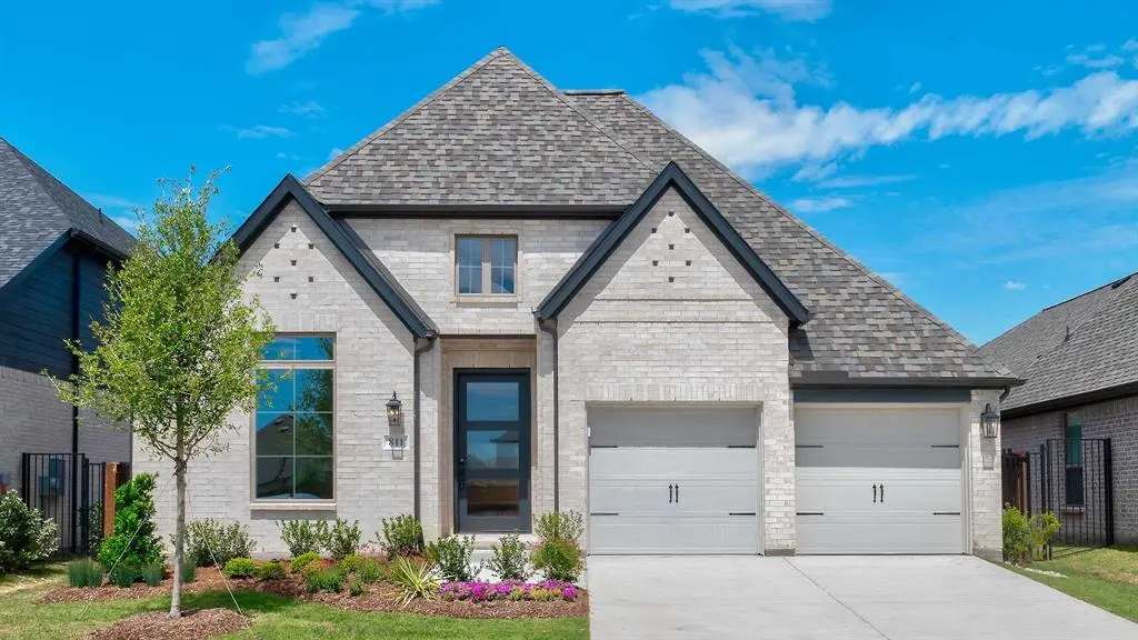 811 River Sky Road, Lavon, TX 75166
