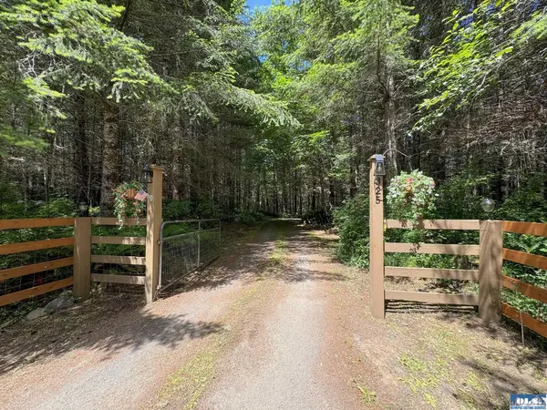 325 Evergreen View Parkway, Port Angeles, WA 98363