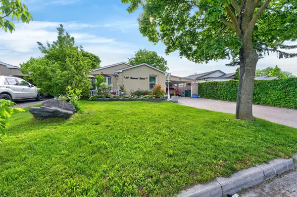49 Tunmead SQ, Toronto E11, ON M1B 1X1