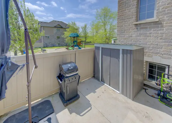 388 Old Huron RD #24A, Kitchener, ON N2R 0J5