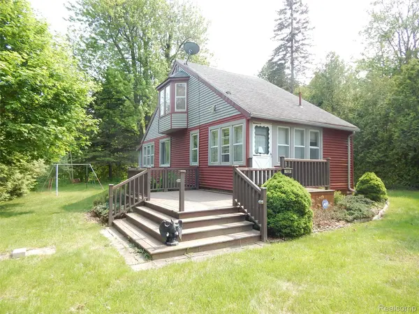 7428 Grove RD, Worth Township, MI 48450