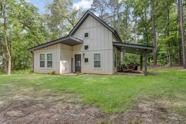299 SOUTH SHORE Drive, Daingerfield, TX 75668