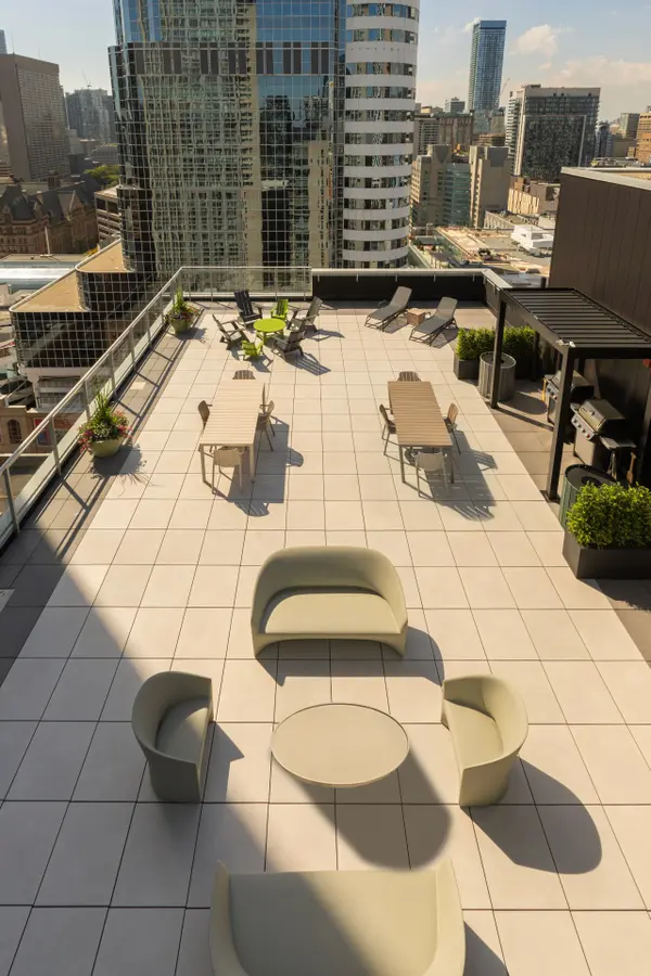 220 Victoria ST #1707, Toronto C08, ON M5B 2R6