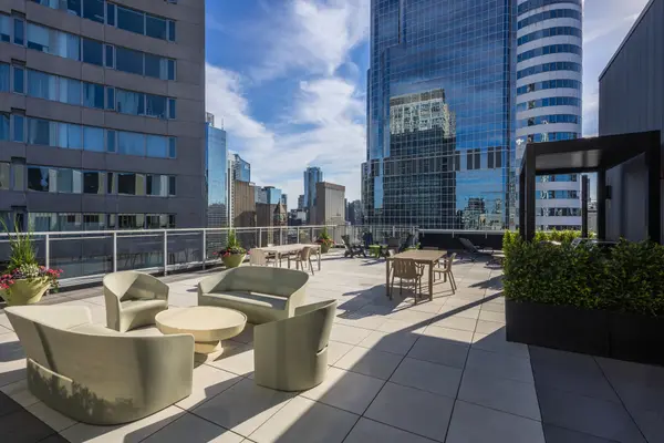 220 Victoria ST #1707, Toronto C08, ON M5B 2R6