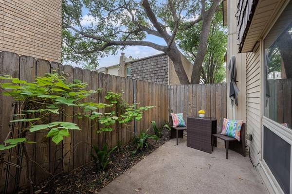 2710 Douglas Avenue #108, Dallas, TX 75219