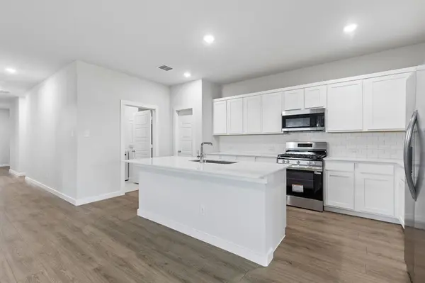 142 Sunset Canyon Drive, Lavon, TX 75166