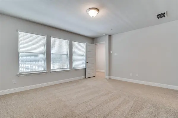 7843 Manilla Drive, Rowlett, TX 75088